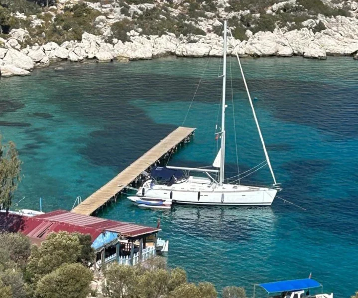 BoatPhoto.coverAlt