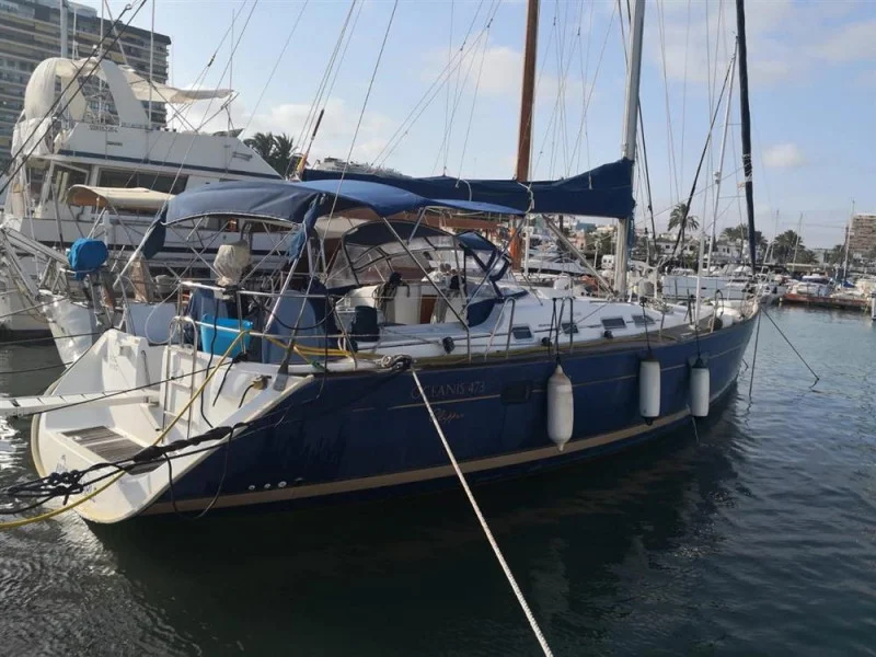 BoatPhoto.coverAlt