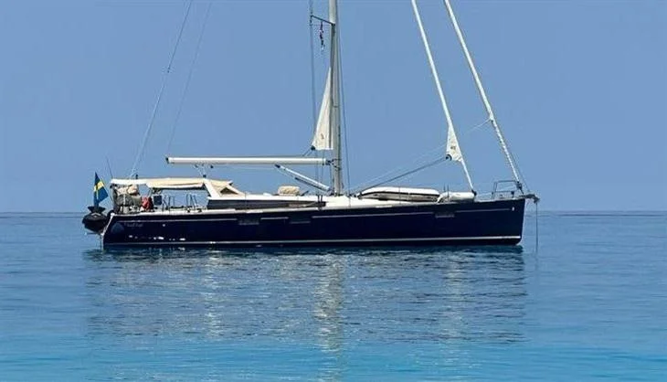BoatPhoto.coverAlt