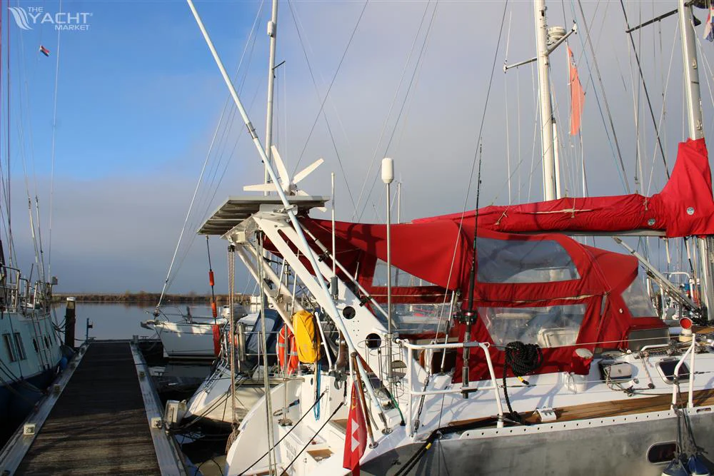 BoatPhoto.alt