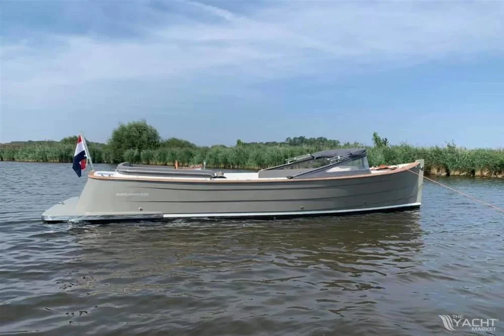 BoatPhoto.alt