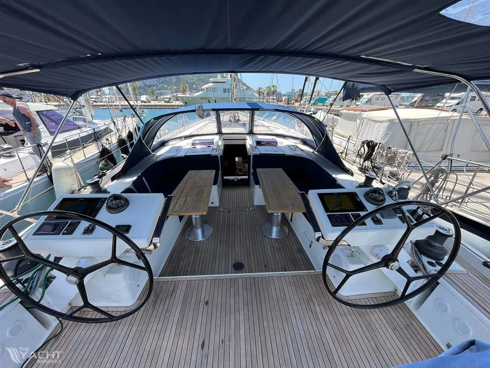 2017 Hanse Yachts 588 for sale in Alcaidesa, Spain, photo 5 of 5