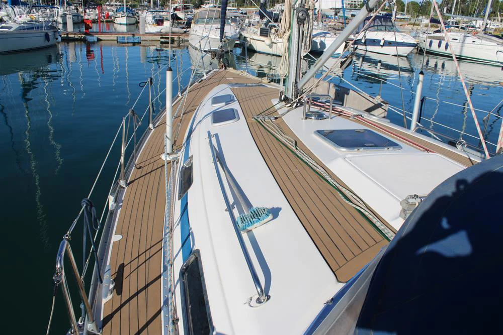 BoatPhoto.alt
