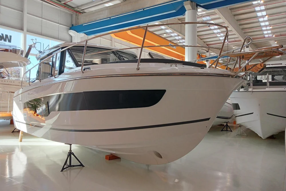 BoatPhoto.coverAlt