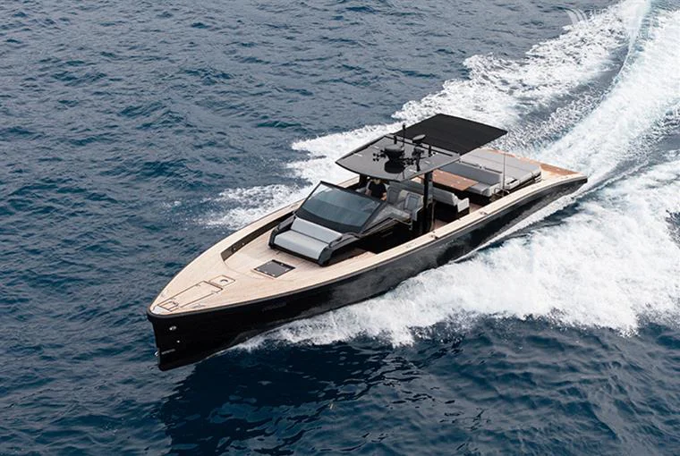 BoatPhoto.coverAlt