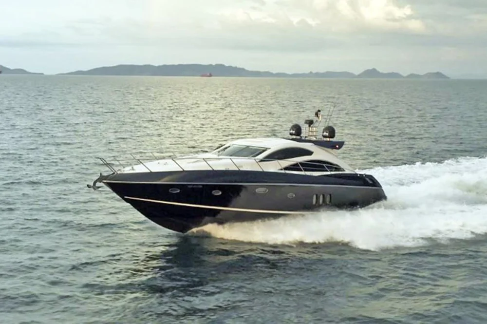 BoatPhoto.coverAlt
