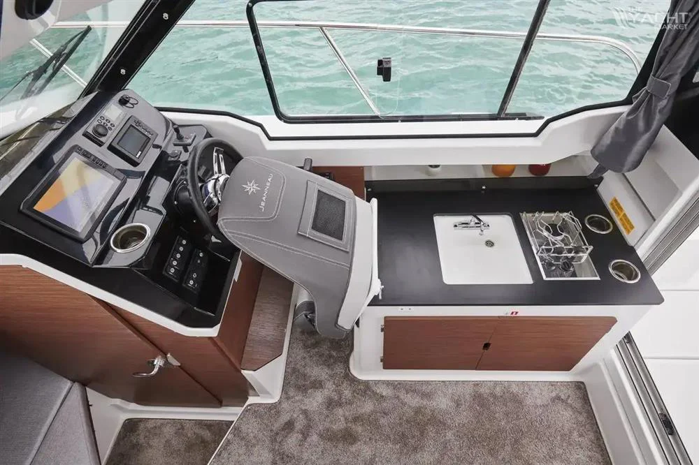BoatPhoto.alt