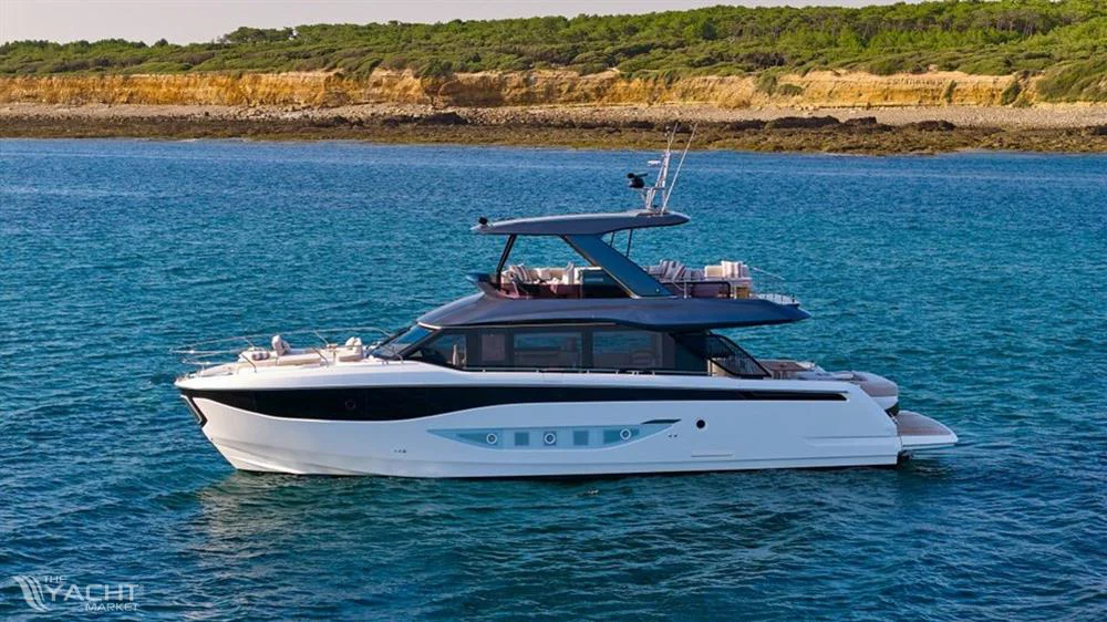 BoatPhoto.coverAlt