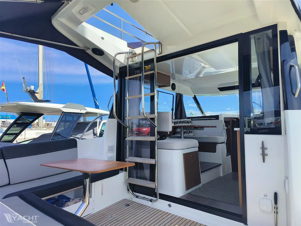 BoatPhoto.alt