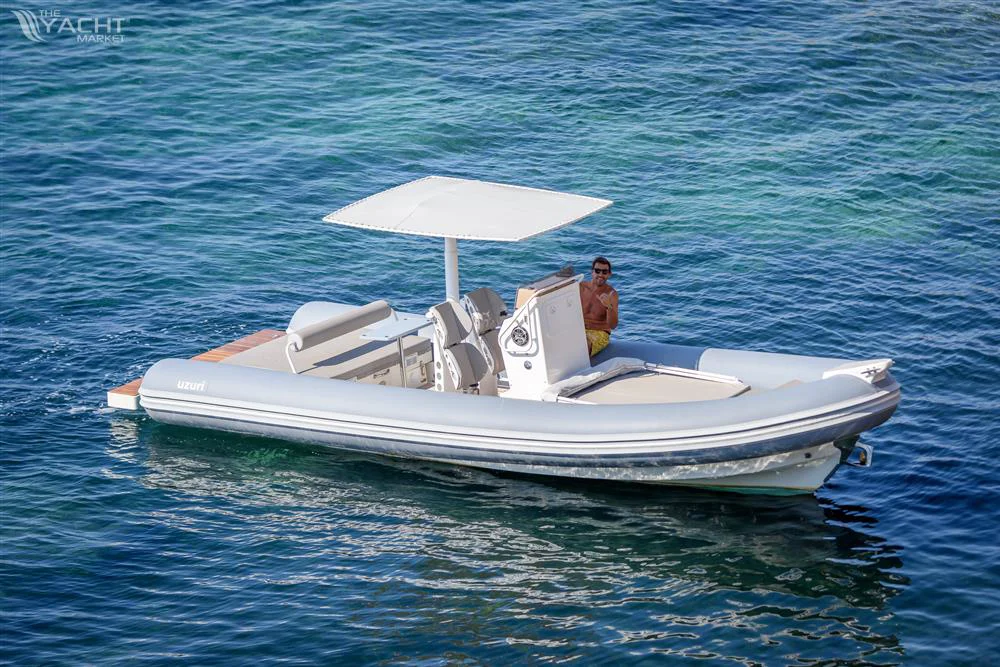 BoatPhoto.alt