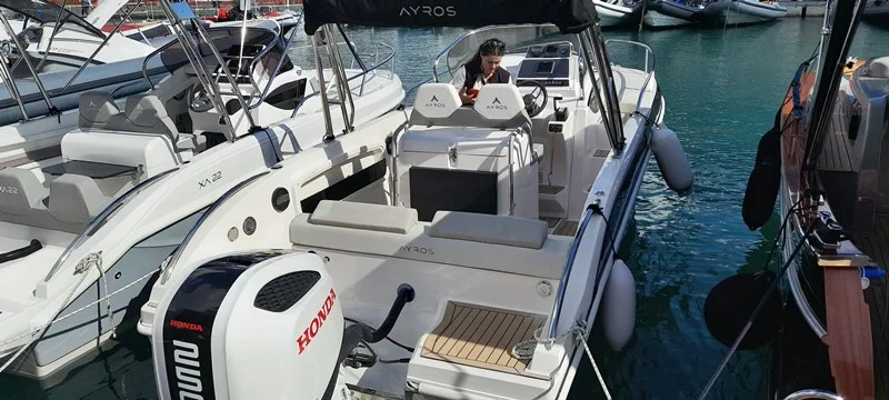 BoatPhoto.alt