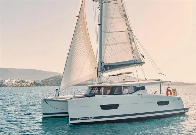 BoatPhoto.coverAlt