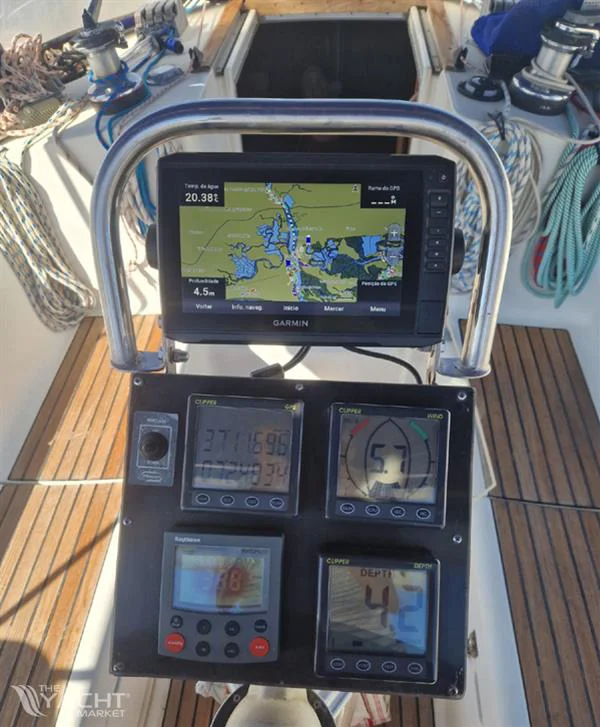 BoatPhoto.alt