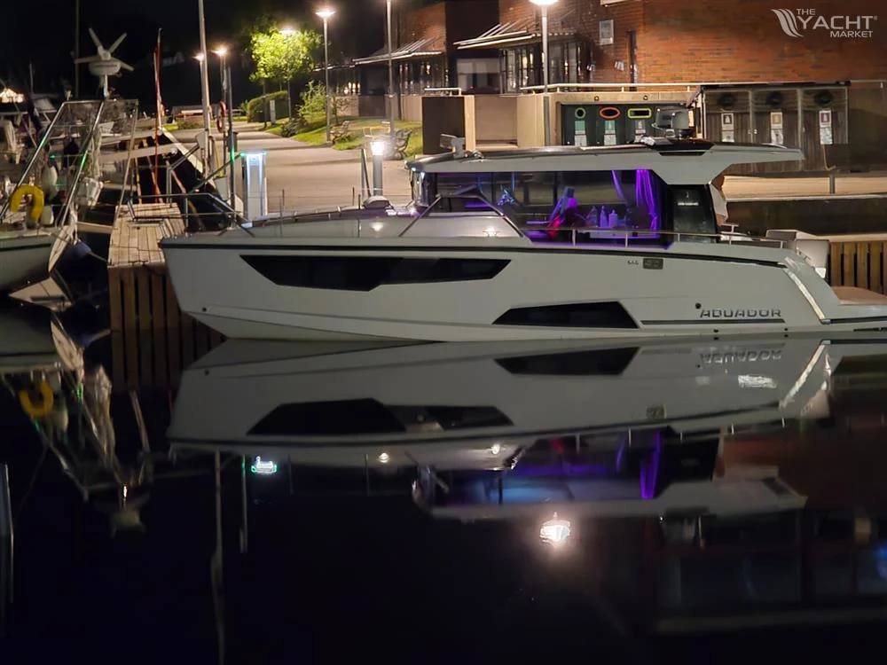 BoatPhoto.alt
