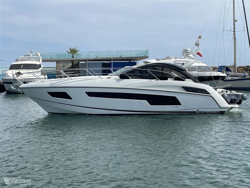 BoatPhoto.coverAlt
