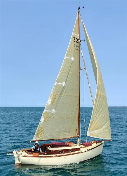 BoatPhoto.coverAlt