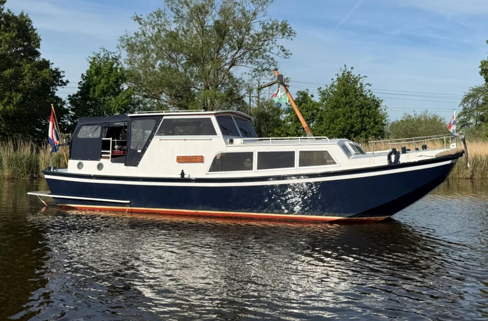 BoatPhoto.coverAlt