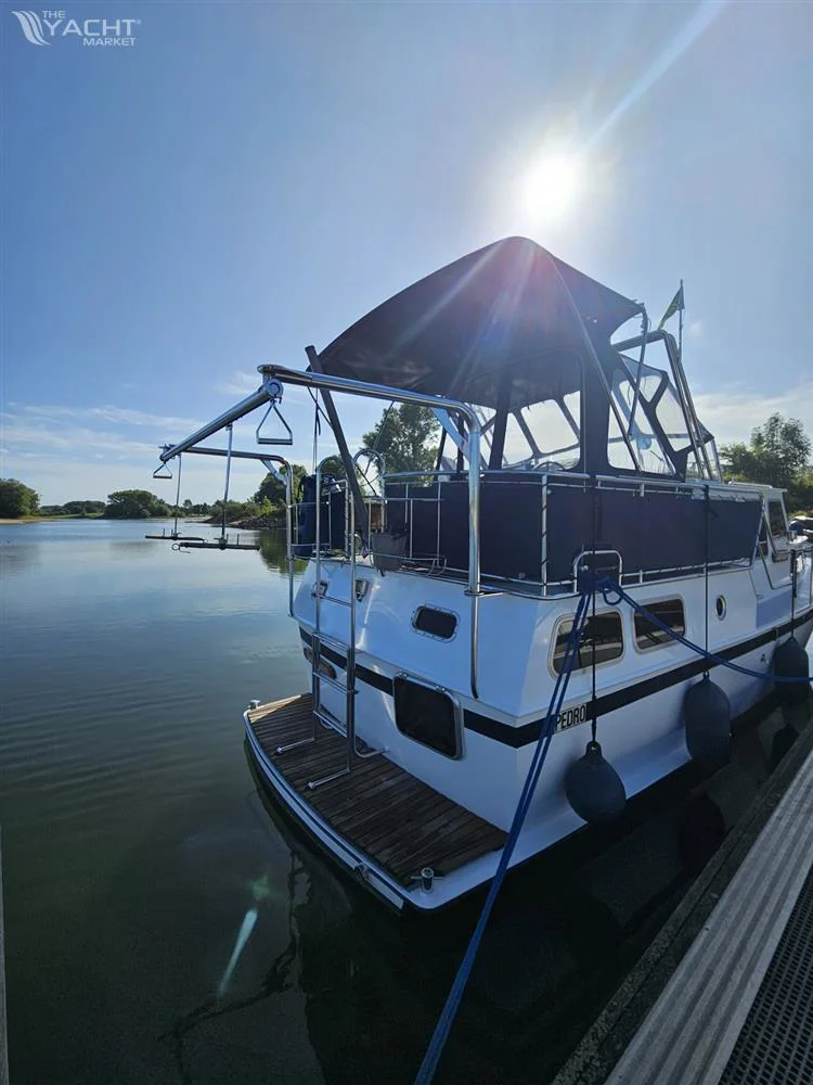 BoatPhoto.alt