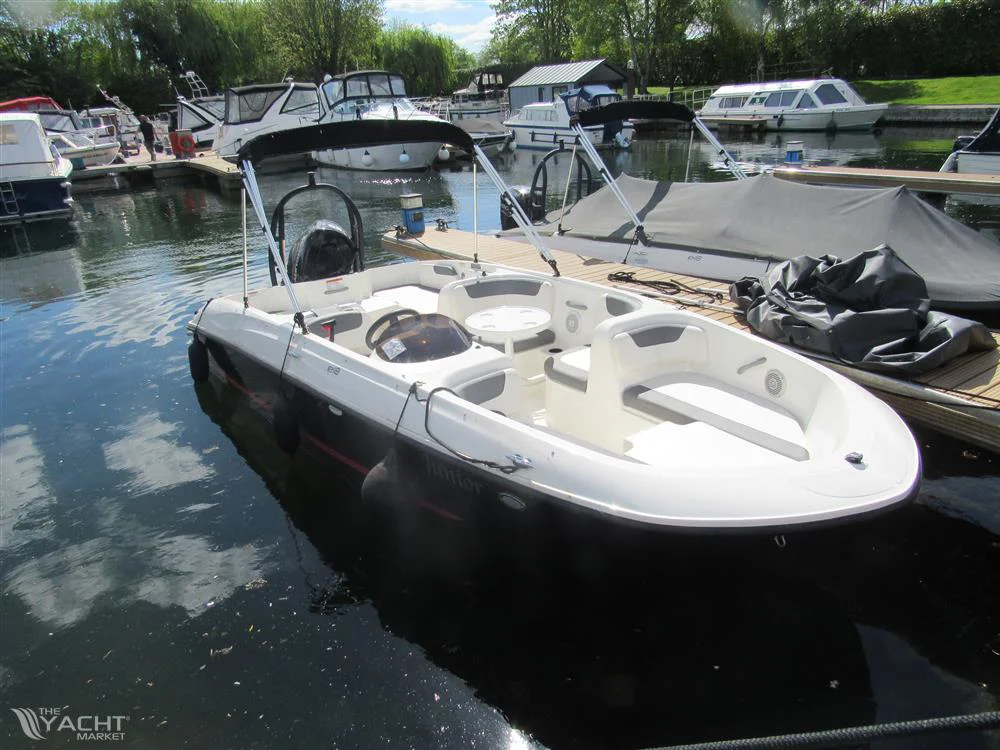 BoatPhoto.coverAlt