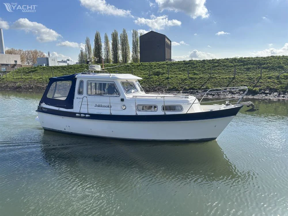 BoatPhoto.coverAlt
