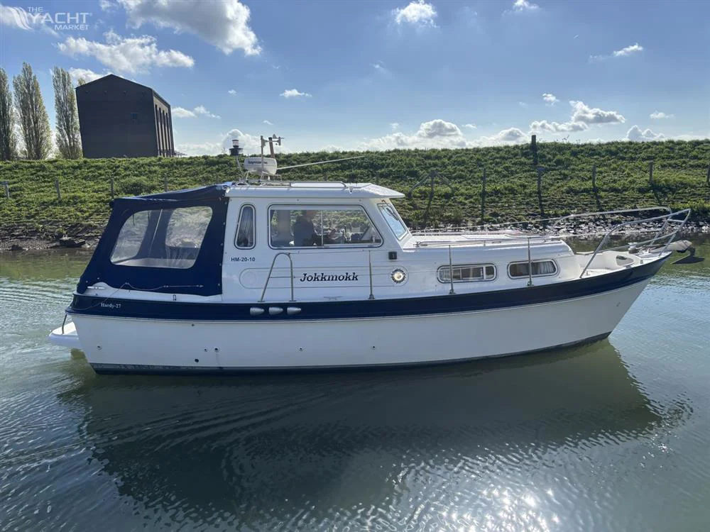 BoatPhoto.alt