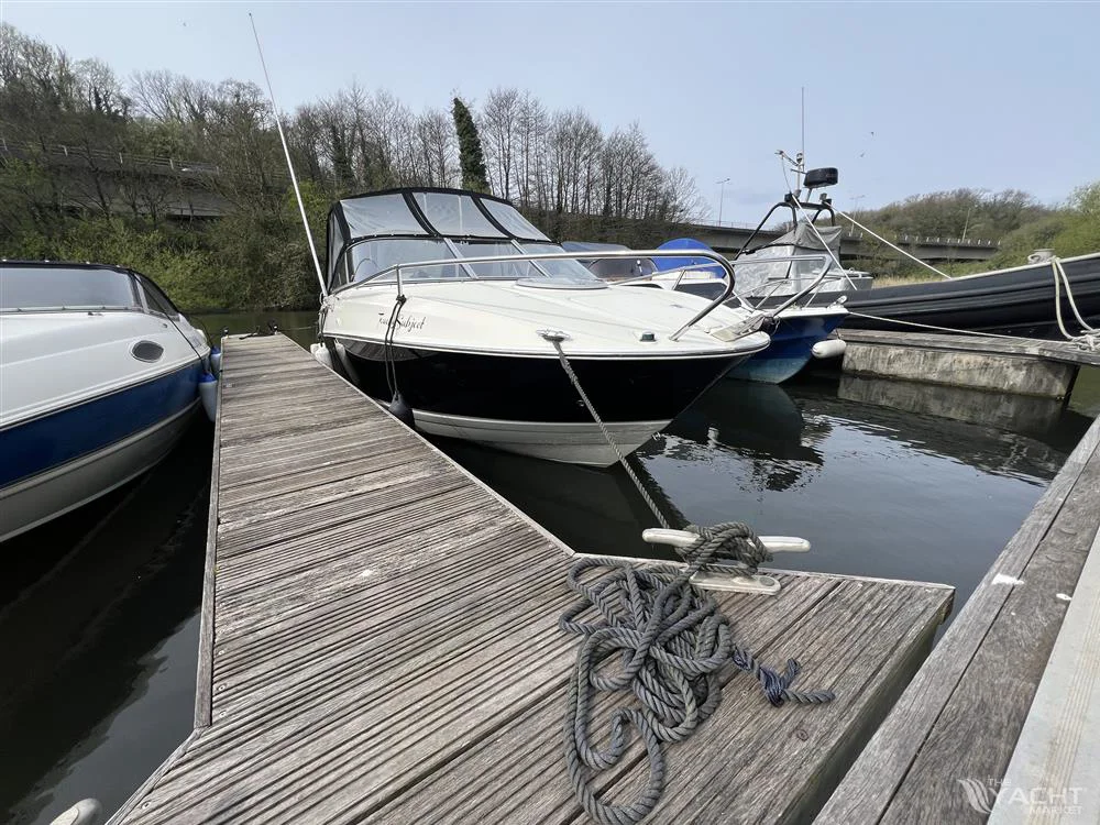 2010 Bayliner 702 for sale in United Kingdom, photo 2 of 5