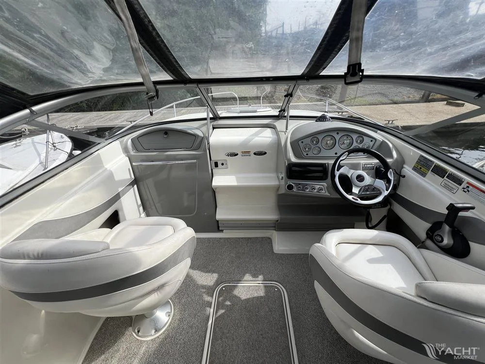 2010 Bayliner 702 for sale in United Kingdom, photo 4 of 5