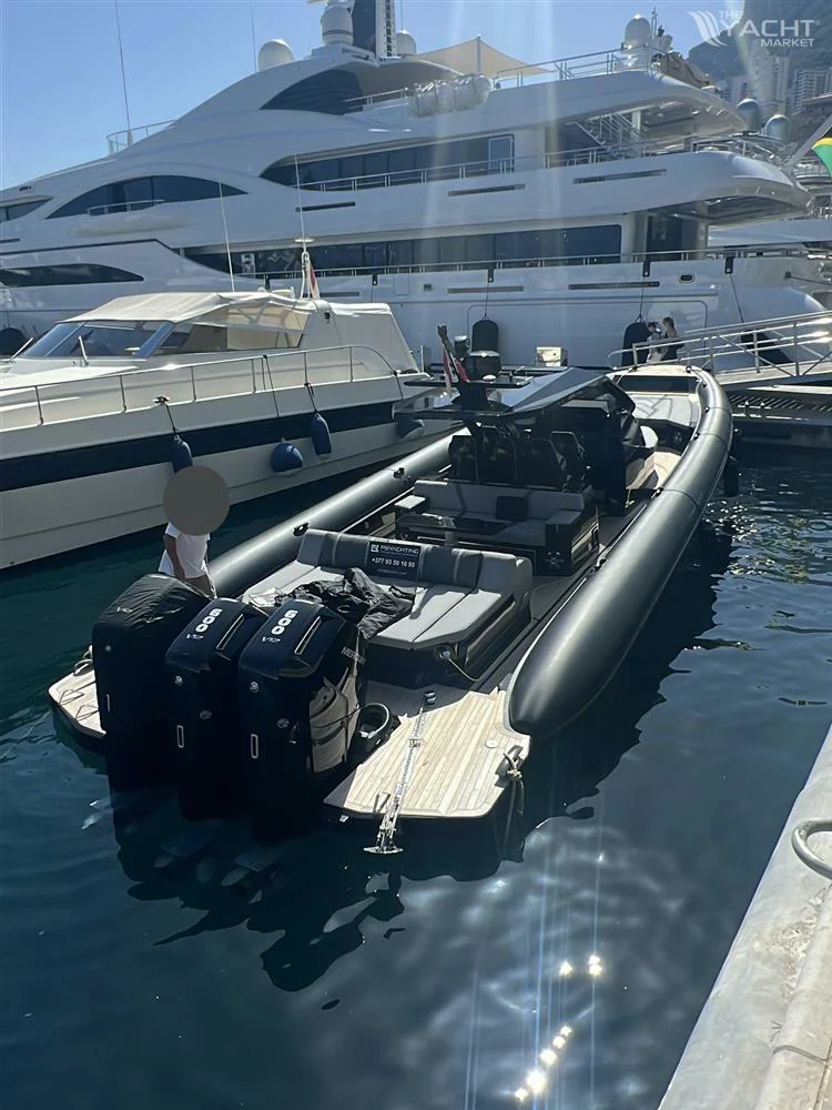 BoatPhoto.alt