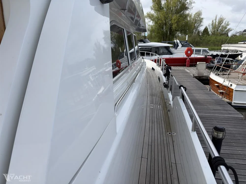 BoatPhoto.alt
