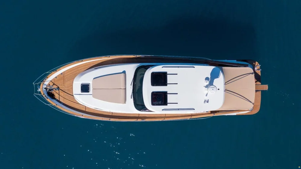 BoatPhoto.alt