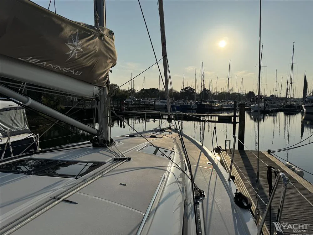 BoatPhoto.alt