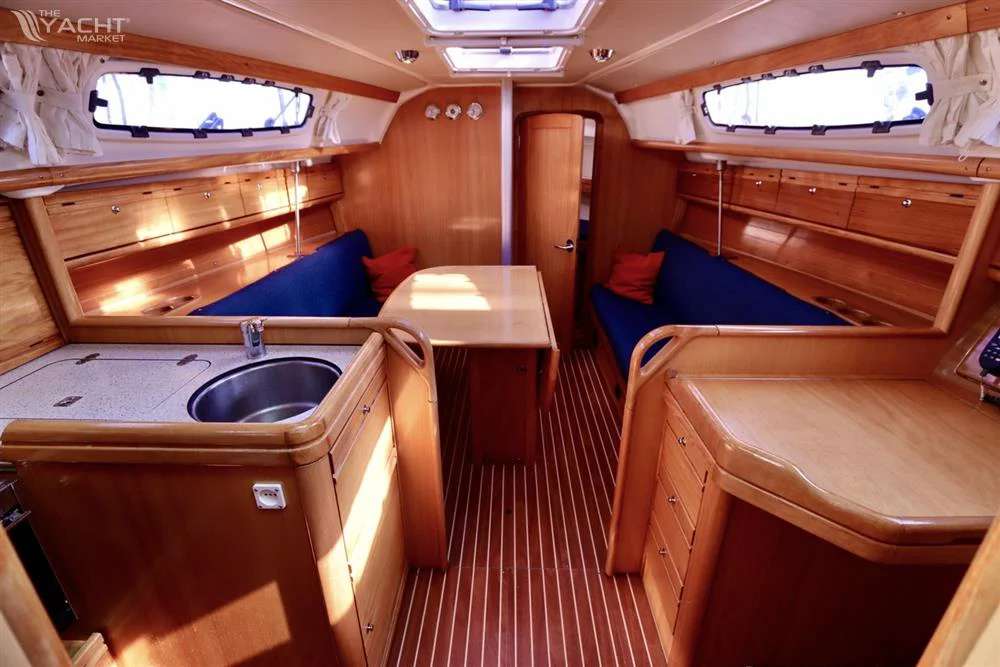 2008 Bavaria 31 for sale in The Netherlands, photo 3 of 5