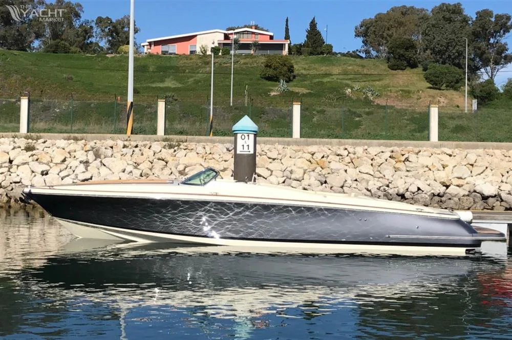 BoatPhoto.alt