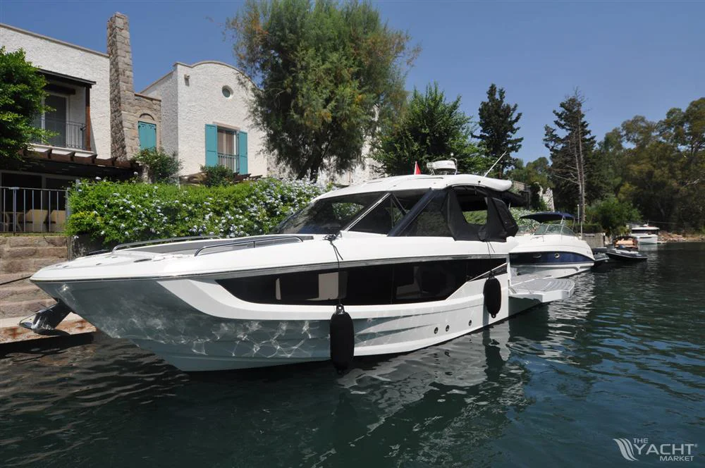 BoatPhoto.coverAlt