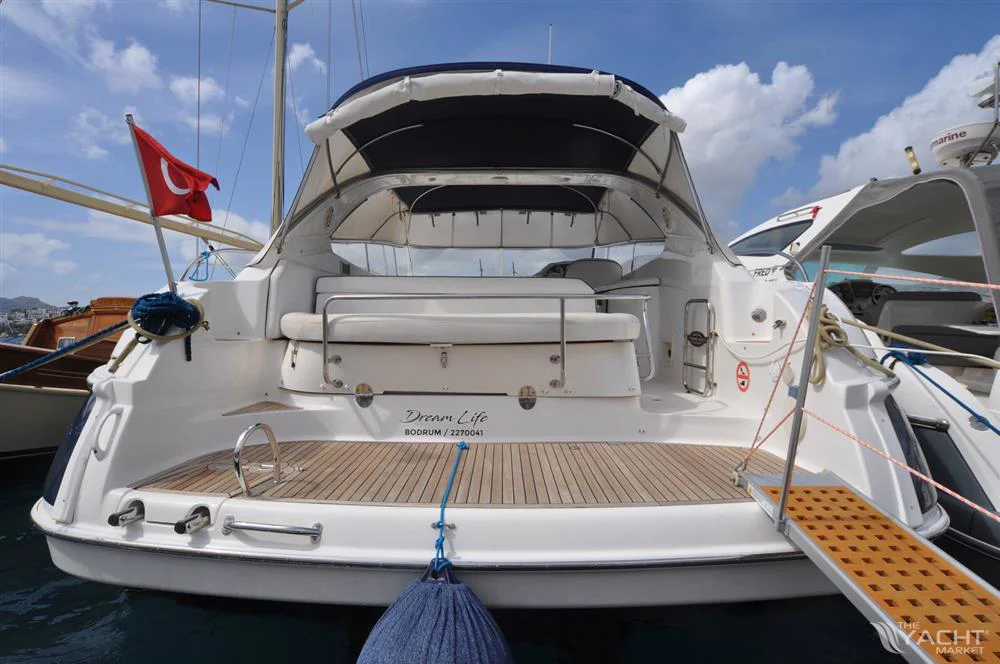 BoatPhoto.coverAlt