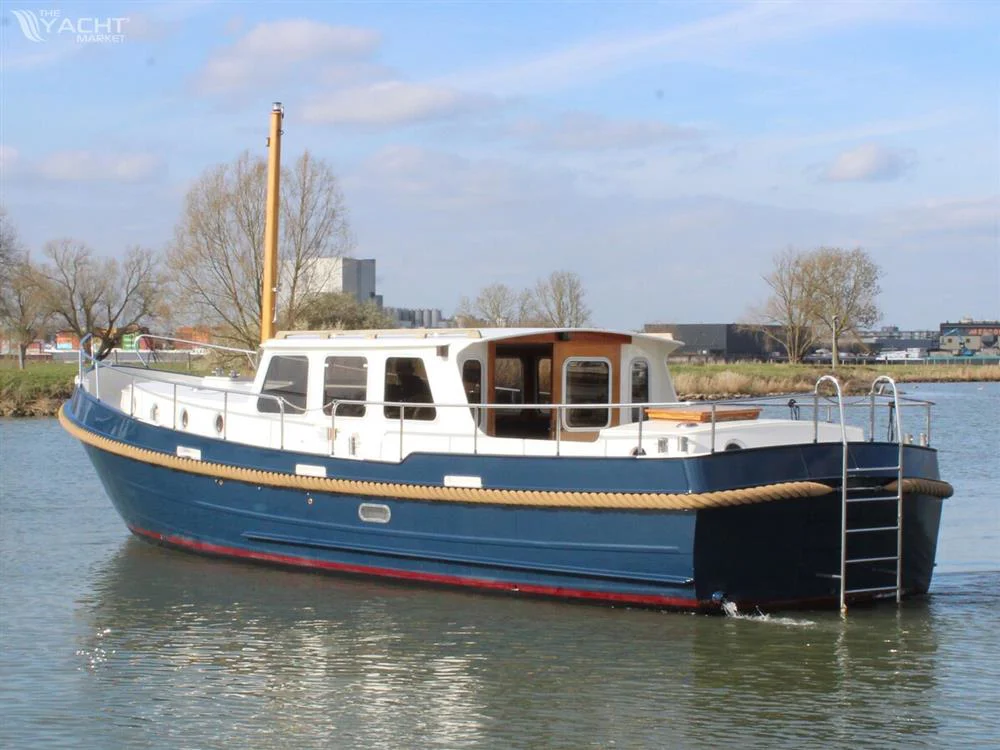 BoatPhoto.alt