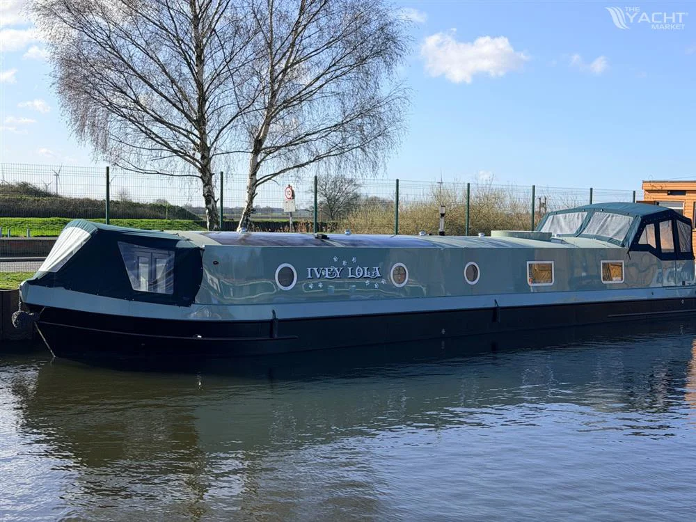 BoatPhoto.alt