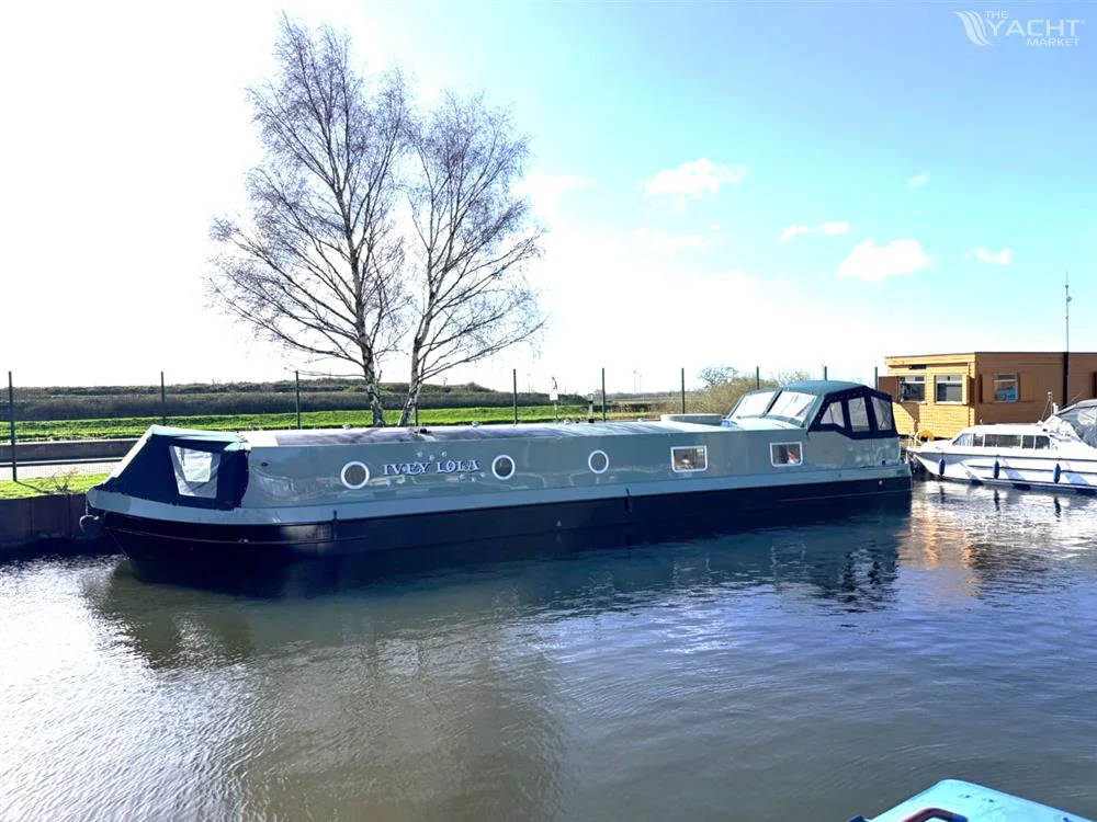 BoatPhoto.alt