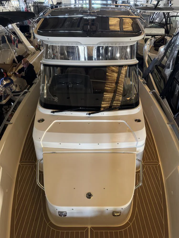 BoatPhoto.alt