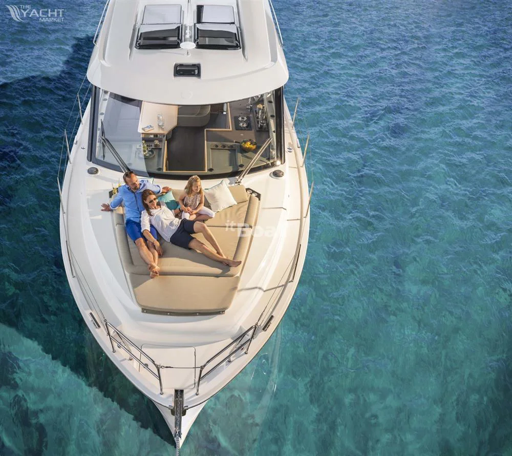 BoatPhoto.alt
