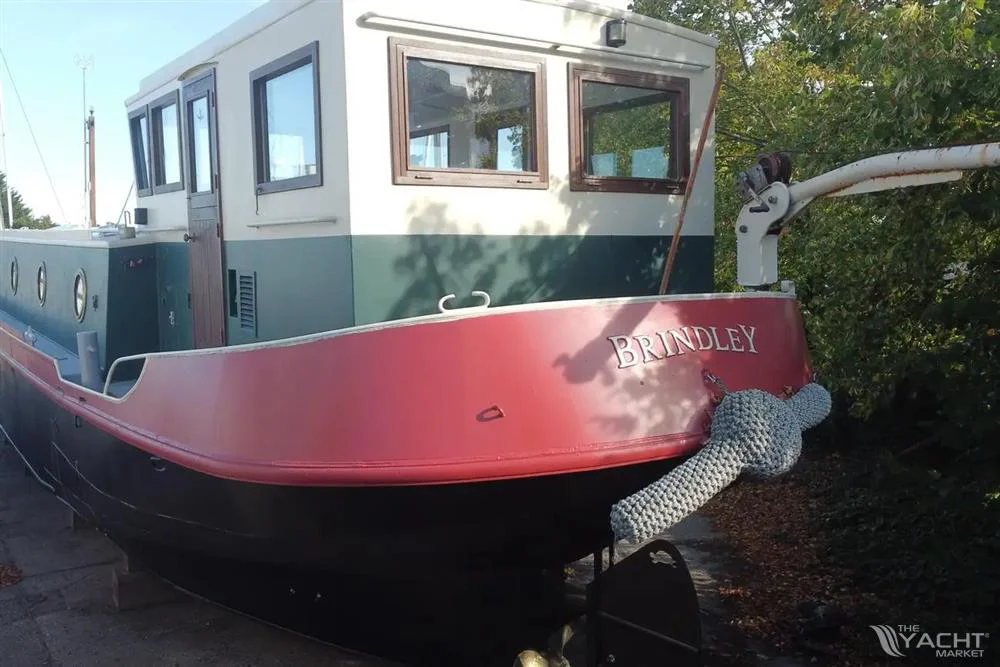 BoatPhoto.alt