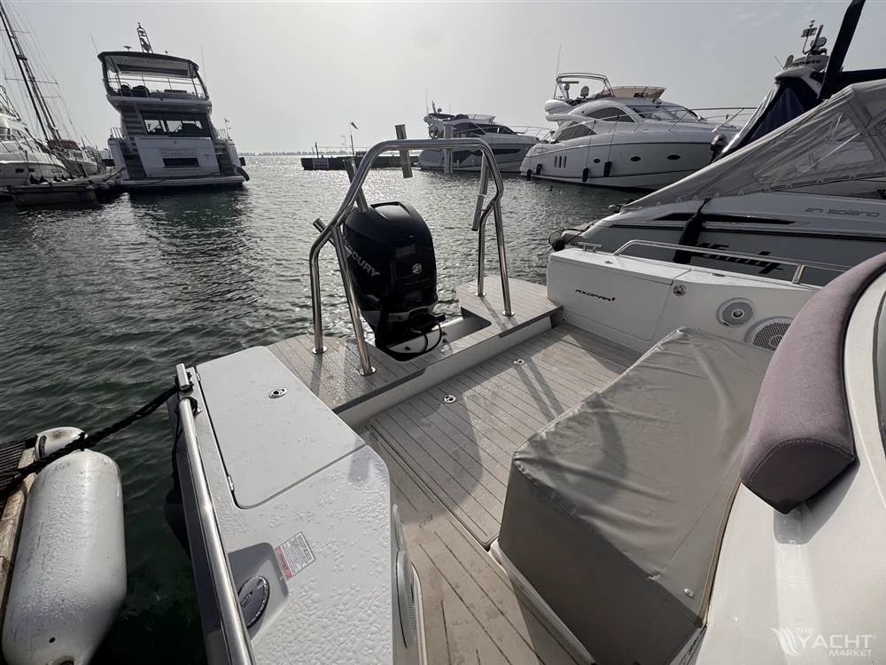 BoatPhoto.alt