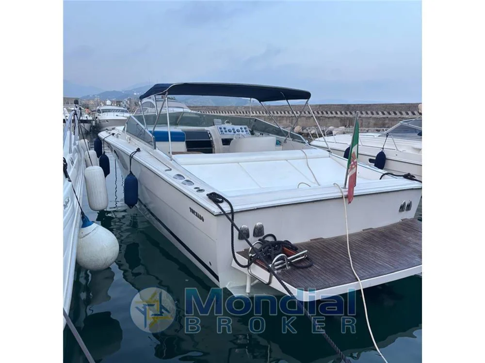 BoatPhoto.coverAlt