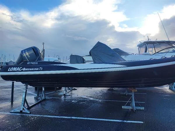 BoatPhoto.alt