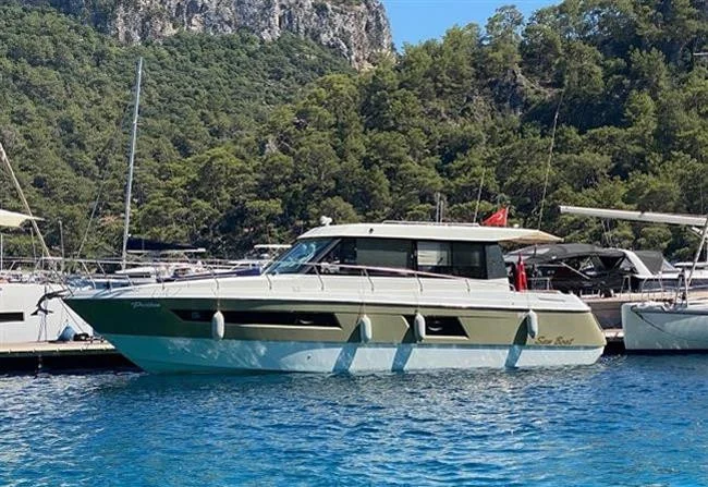 BoatPhoto.alt