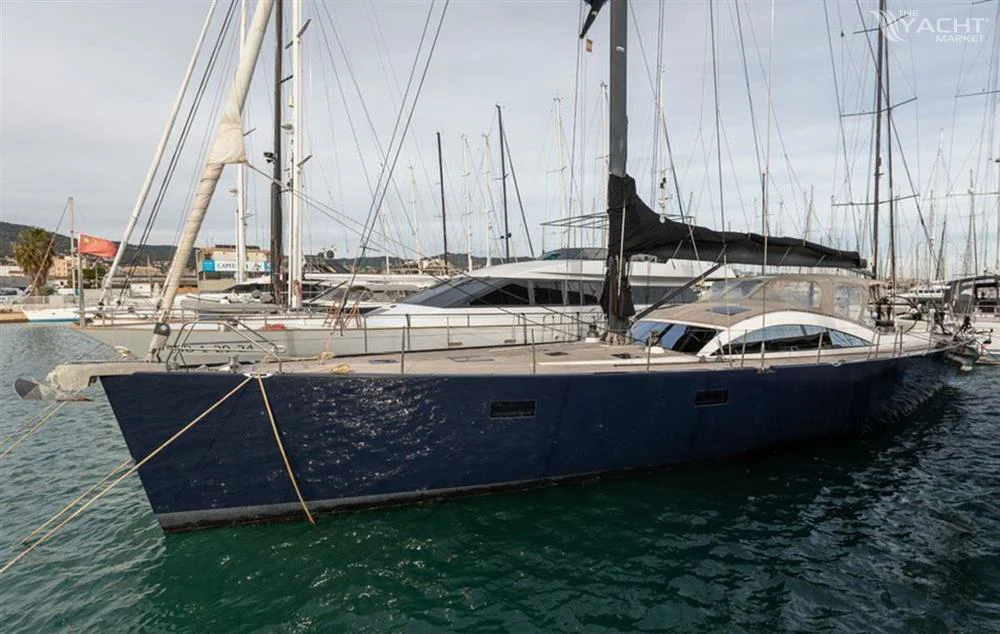 BoatPhoto.coverAlt