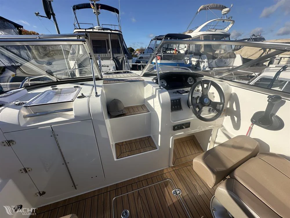 BoatPhoto.alt