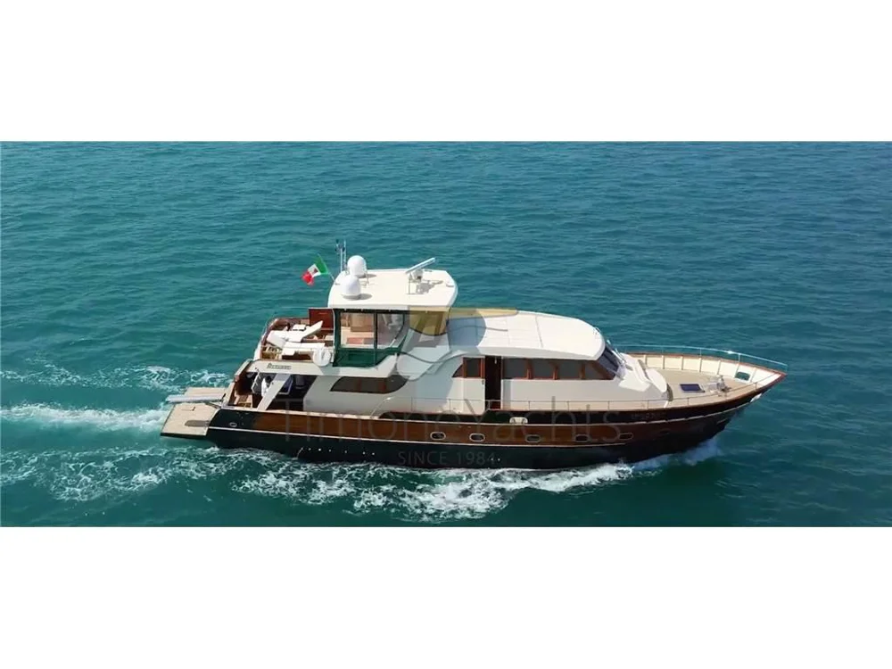 BoatPhoto.alt
