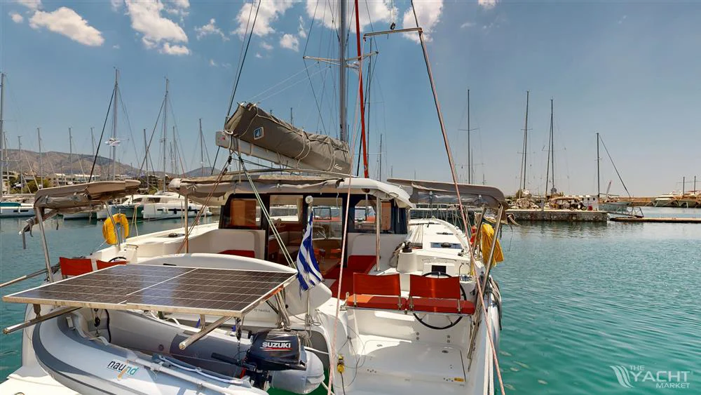 BoatPhoto.alt