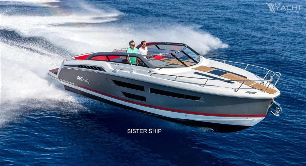 BoatPhoto.coverAlt